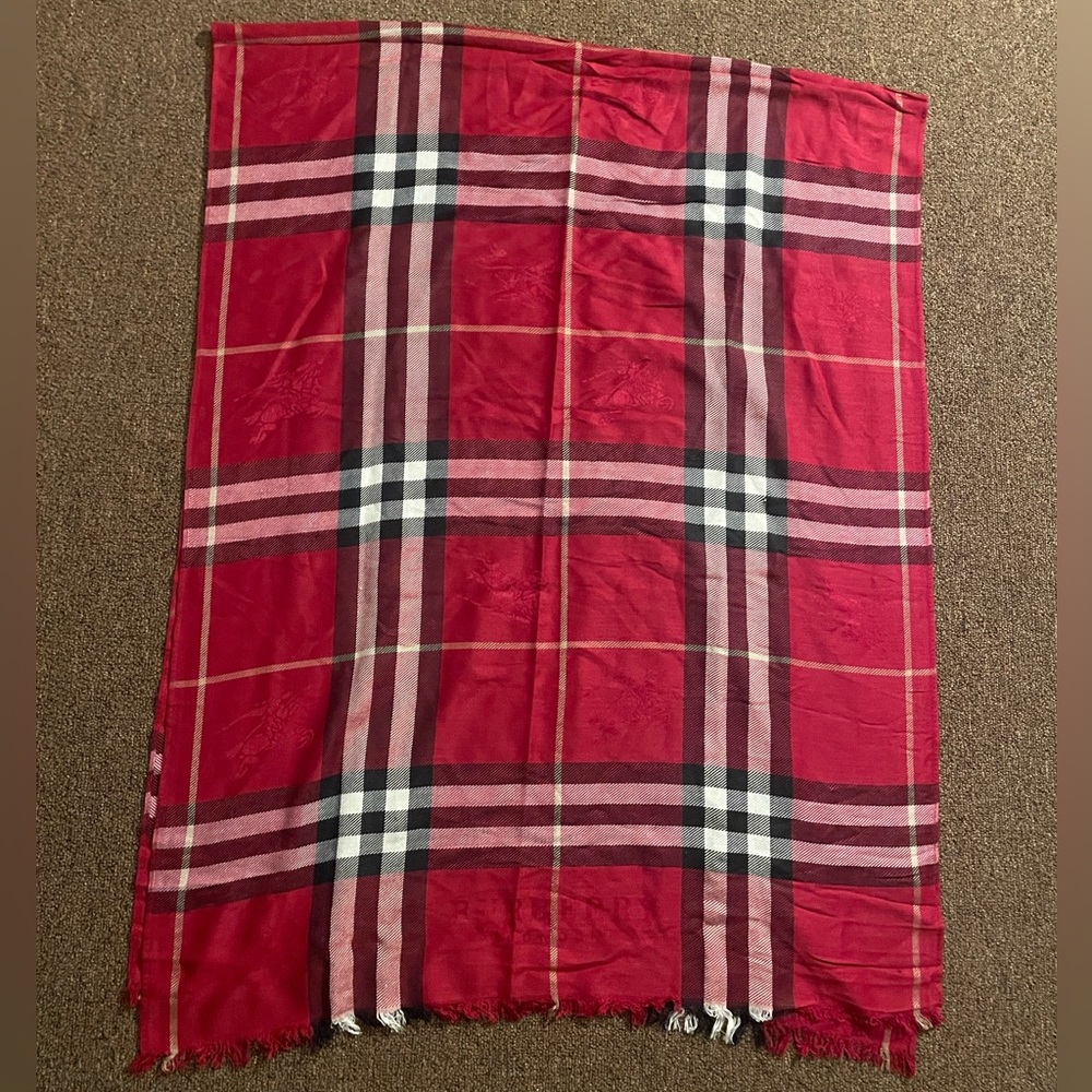 BURBERRY Equestrian Horse Print SCARF - Picture 4 of 10